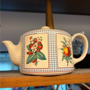 Cottagecore Teapot Fruit/Flowers